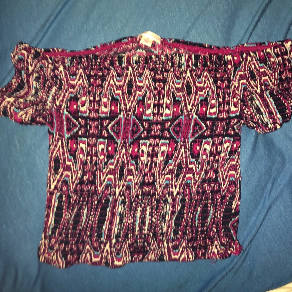 xs off the shoulder ribbed crop